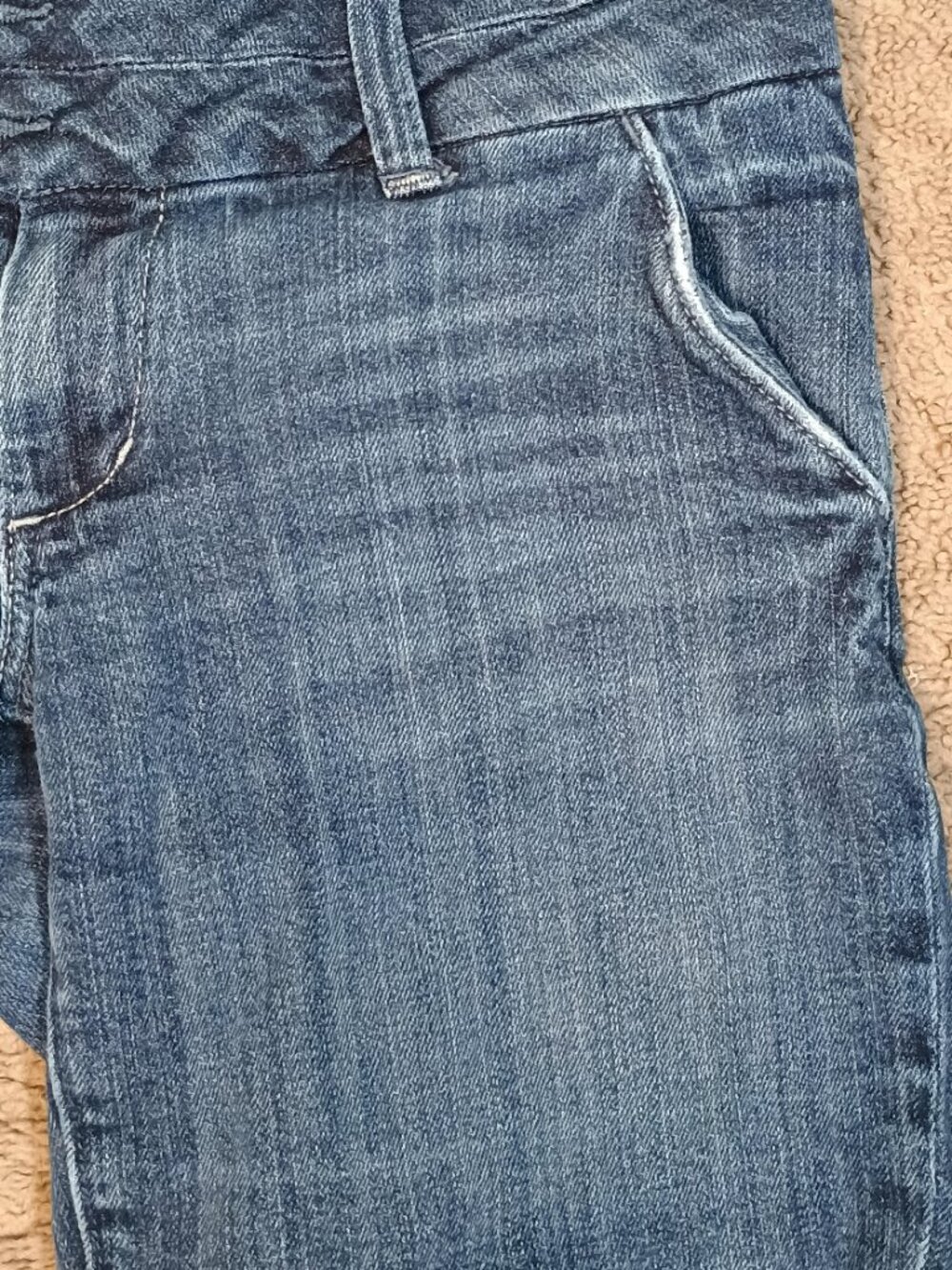 American Eagle/Denim Bermuda Shorts/Women 6 Medium Wash Y2K Double Button Preppy - Picture 6 of 8